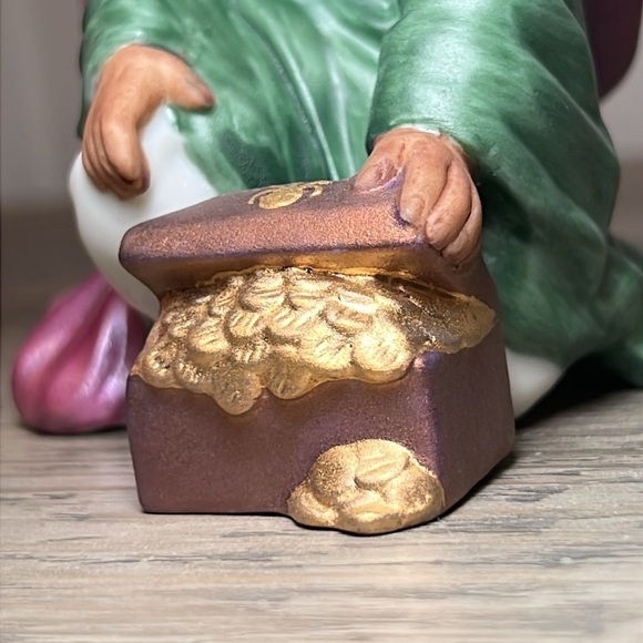 Hallmark Keepsake Melchior The Magi Blessed Nativity Collection Wisemen Vintage - Picture 5 of 14